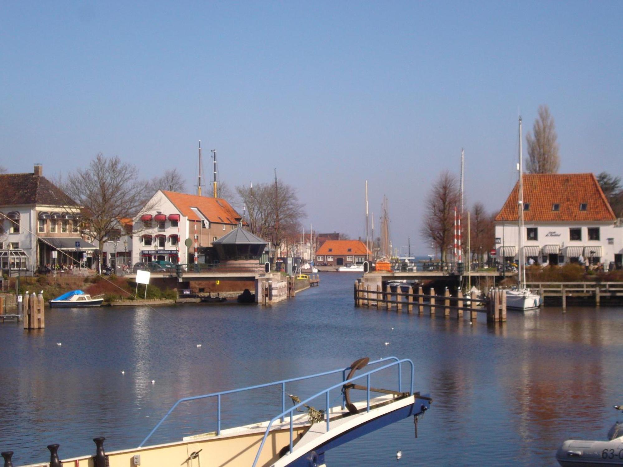 Bed En Breakfast Medemblik Exteriör bild